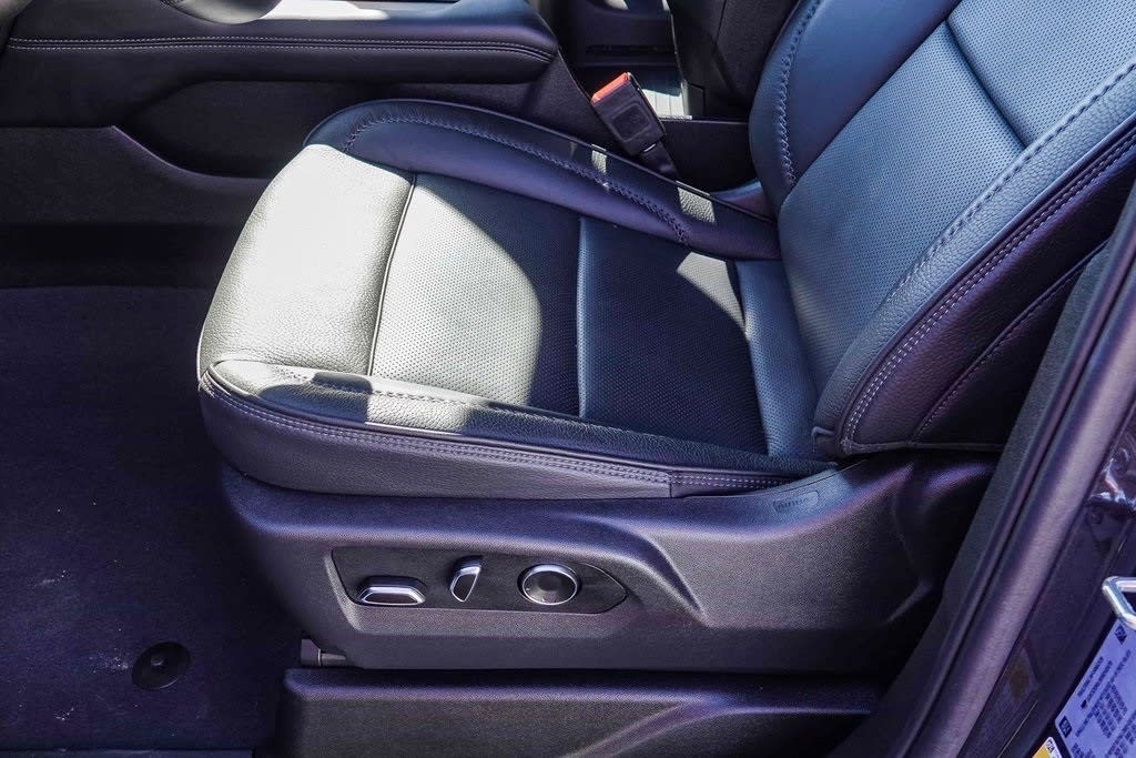 Thumbnail: 2025 GMC Yukon - 25