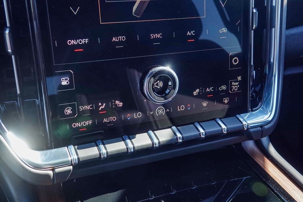 Thumbnail: 2025 GMC Yukon - 26