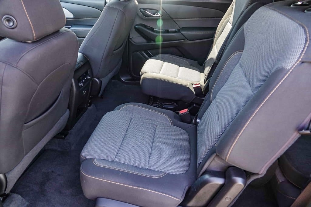 2020 Chevrolet Traverse LT 10
