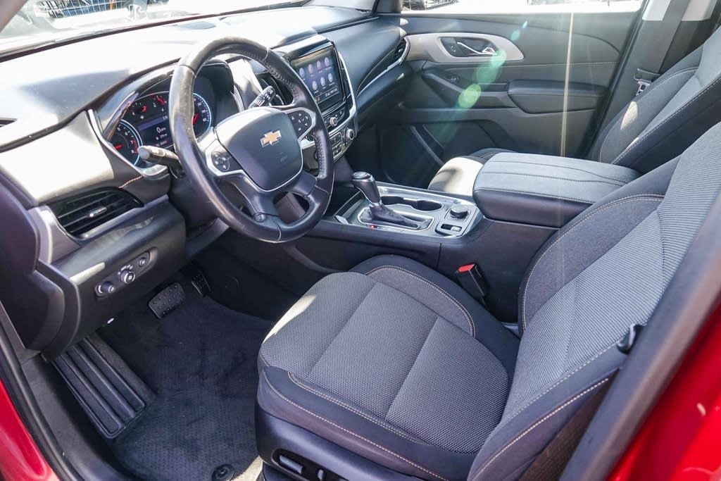 2020 Chevrolet Traverse LT 9