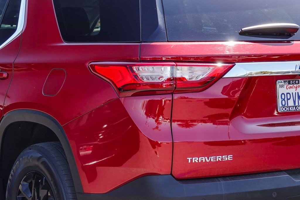 2020 Chevrolet Traverse LT 19