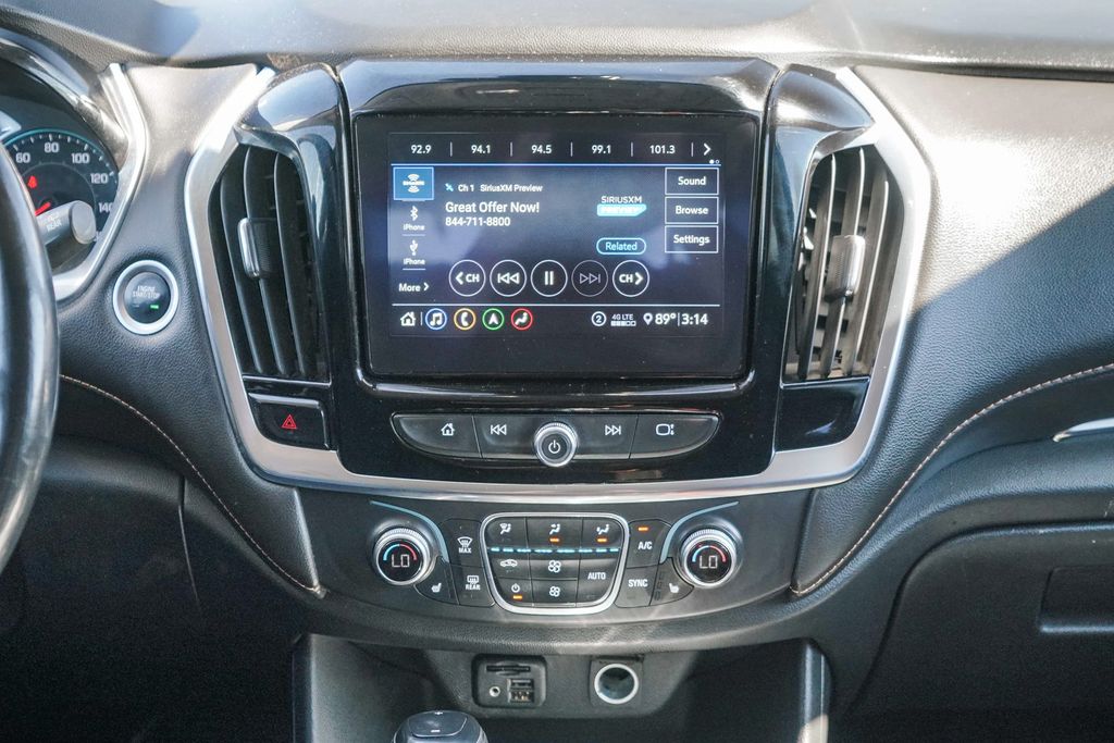 Thumbnail: 2020 Chevrolet Traverse - 12