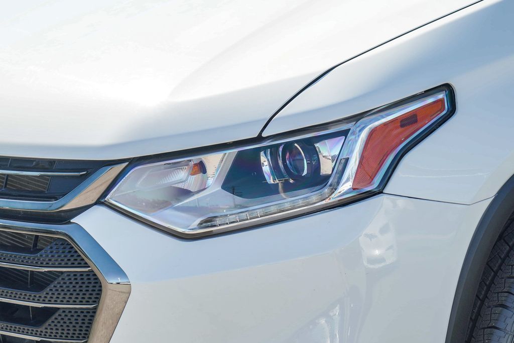 Thumbnail: 2020 Chevrolet Traverse - 19