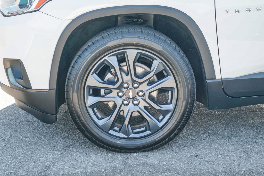 Thumbnail: 2020 Chevrolet Traverse - 6