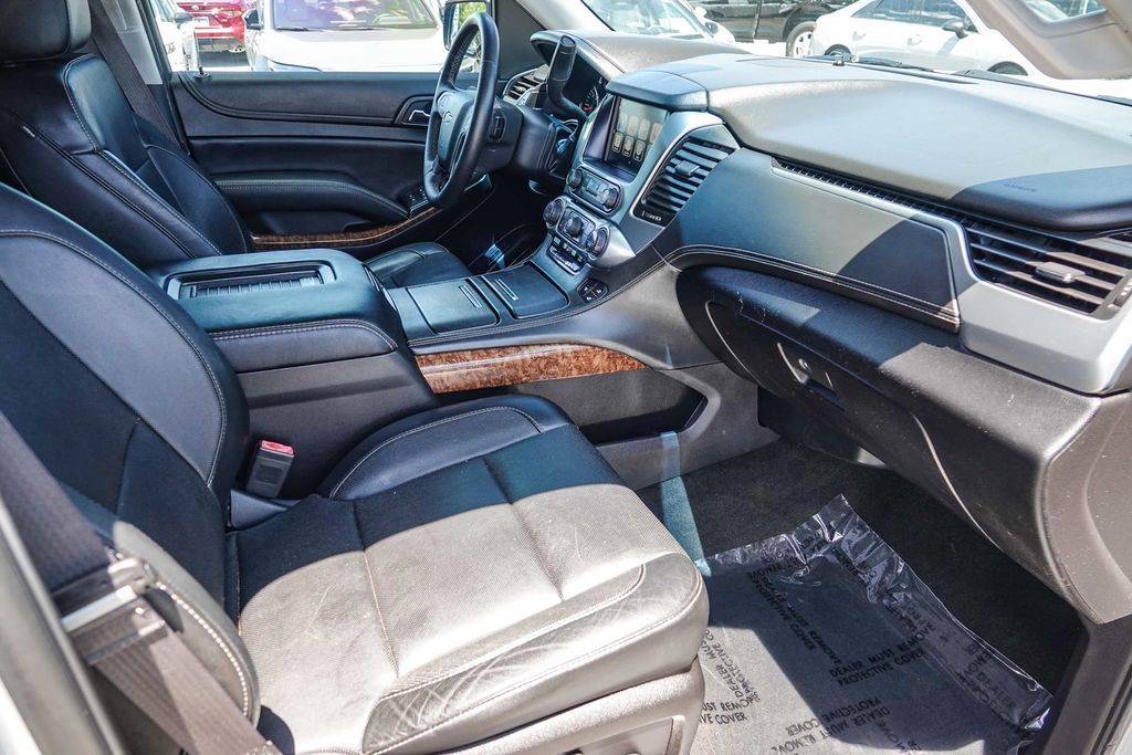 Thumbnail: 2015 Chevrolet Tahoe - 9