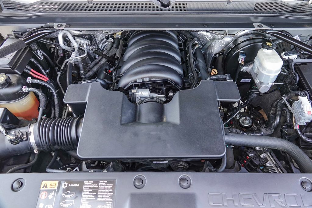 Thumbnail: 2015 Chevrolet Tahoe - 7