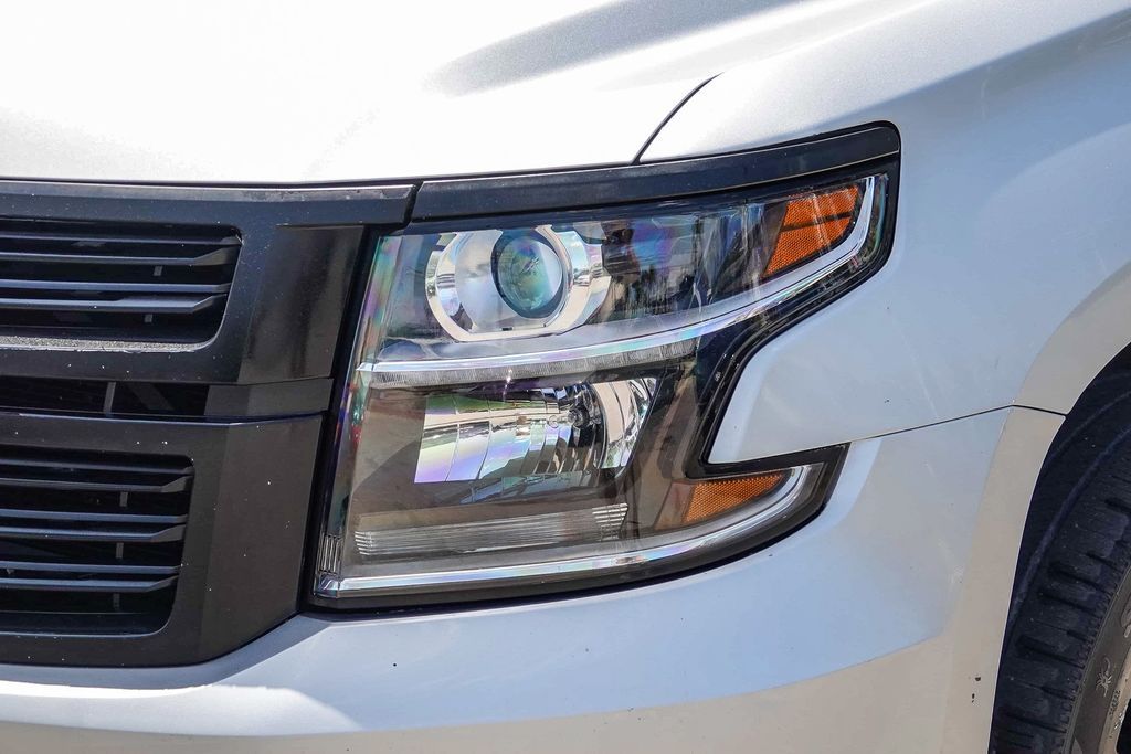 Thumbnail: 2015 Chevrolet Tahoe - 20