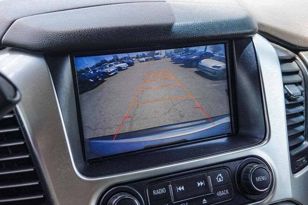 Thumbnail: 2015 Chevrolet Tahoe - 28