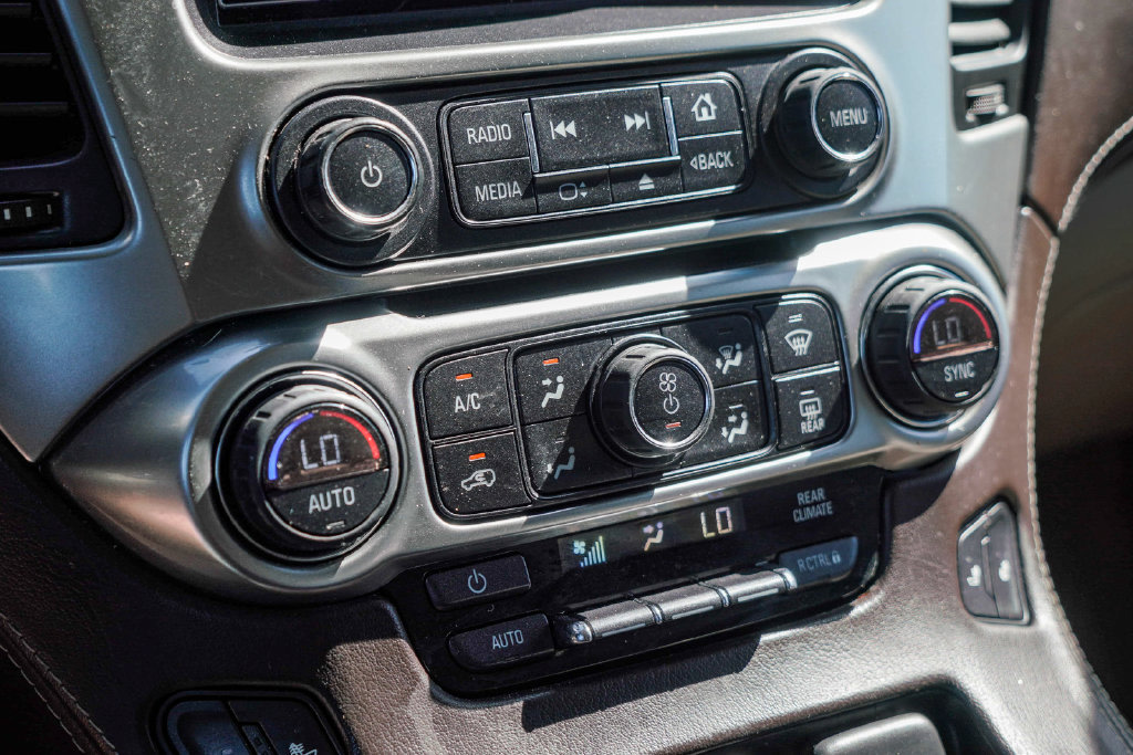 Thumbnail: 2015 Chevrolet Suburban - 25
