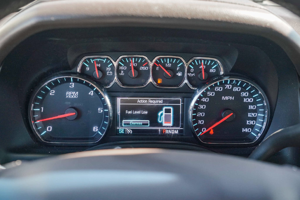 Thumbnail: 2015 Chevrolet Suburban - 14