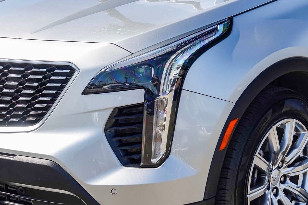 2022 Cadillac XT4 Premium Luxury 20