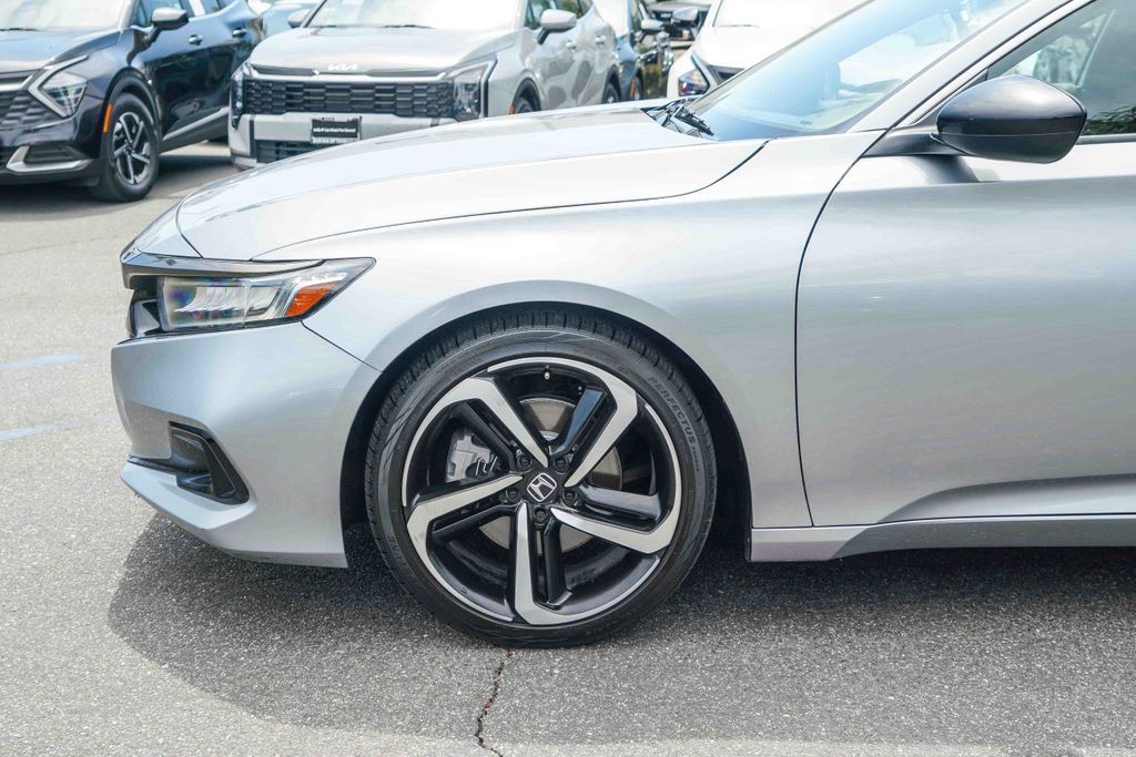 Thumbnail: 2022 Honda Accord - 6