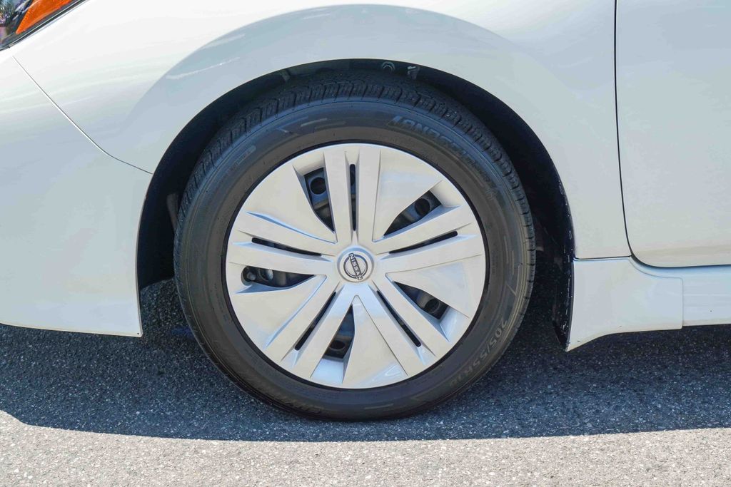 Thumbnail: 2023 Nissan Leaf - 21