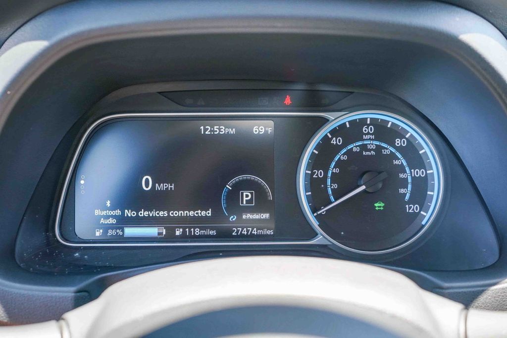Thumbnail: 2023 Nissan Leaf - 14