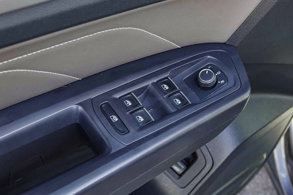 2021 Volkswagen Atlas SE 24