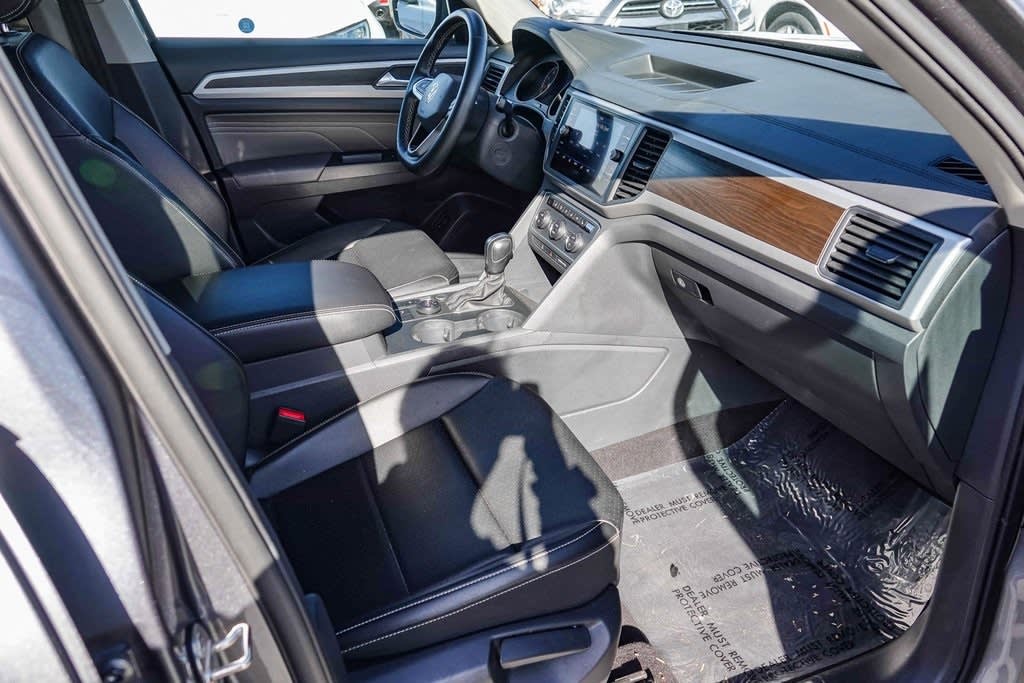 2021 Volkswagen Atlas SE 9