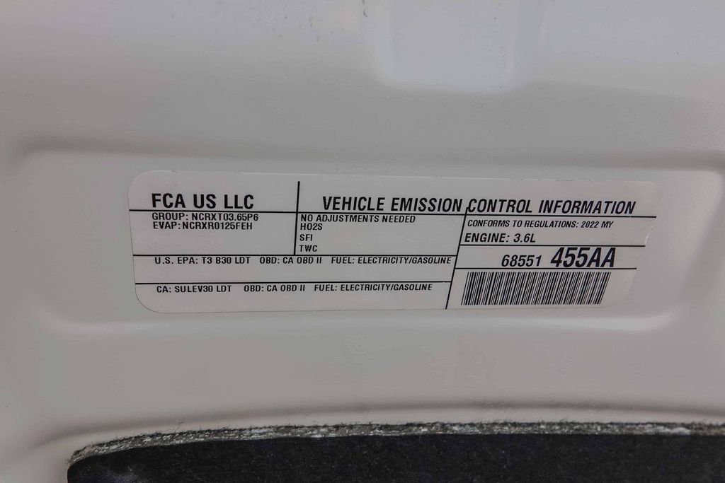 Thumbnail: 2022 Chrysler Pacifica - 16