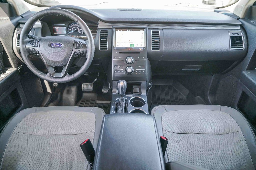 Thumbnail: 2019 Ford Flex - 2