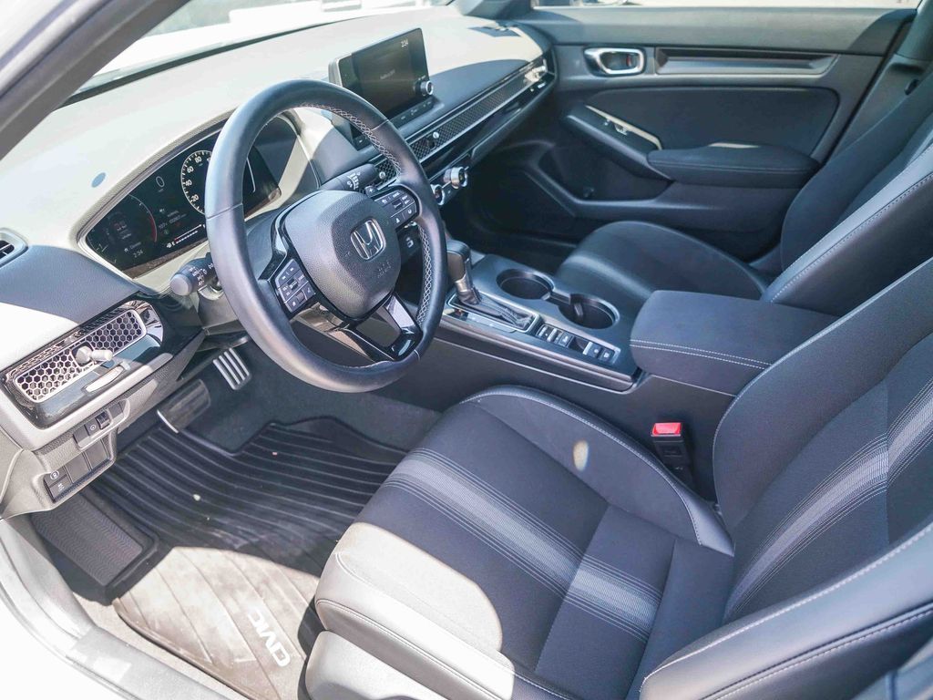 Thumbnail: 2024 Honda Civic - 10
