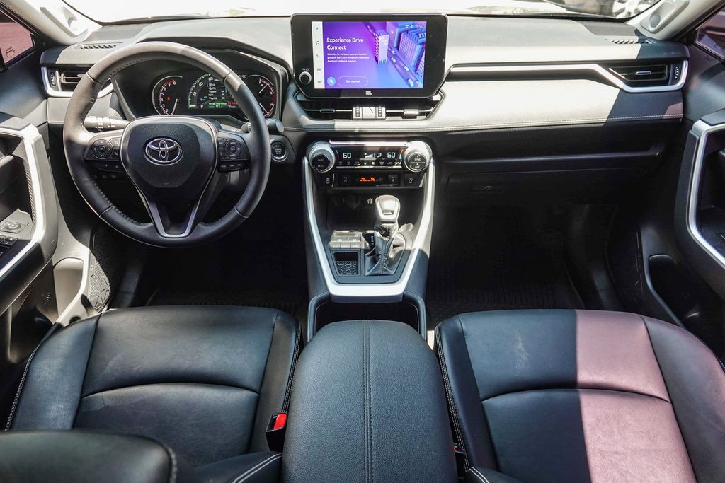 Thumbnail: 2024 Toyota RAV4 - 2