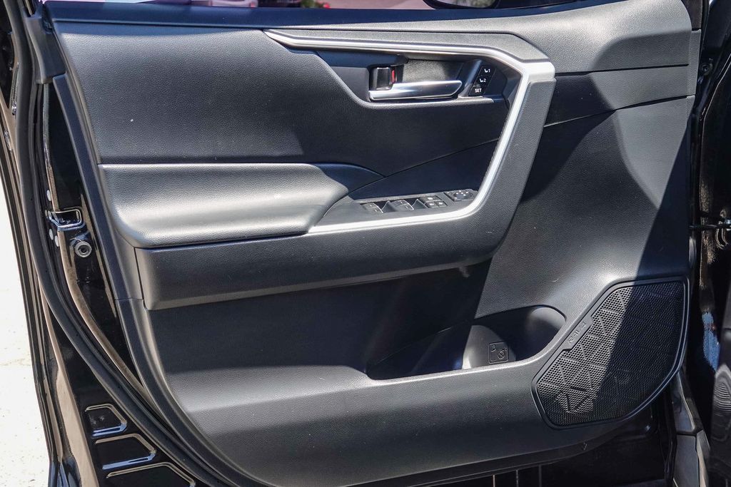 Thumbnail: 2024 Toyota RAV4 - 23