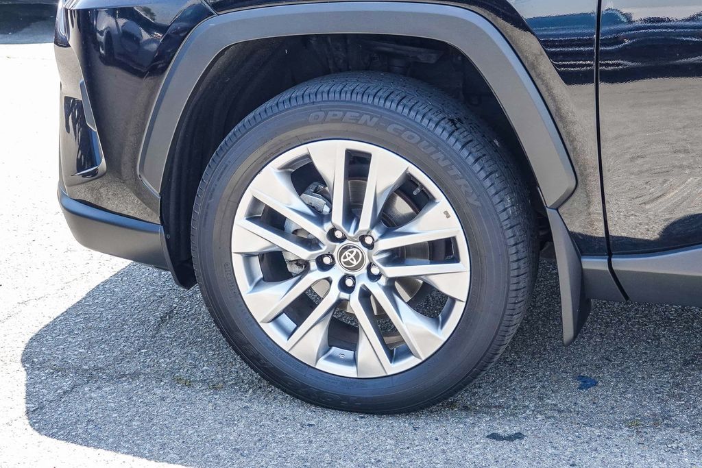 Thumbnail: 2024 Toyota RAV4 - 5