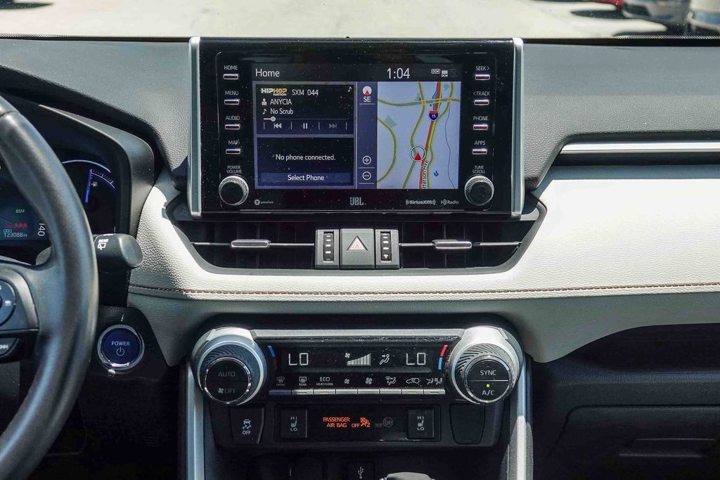Thumbnail: 2020 Toyota RAV4 - 11