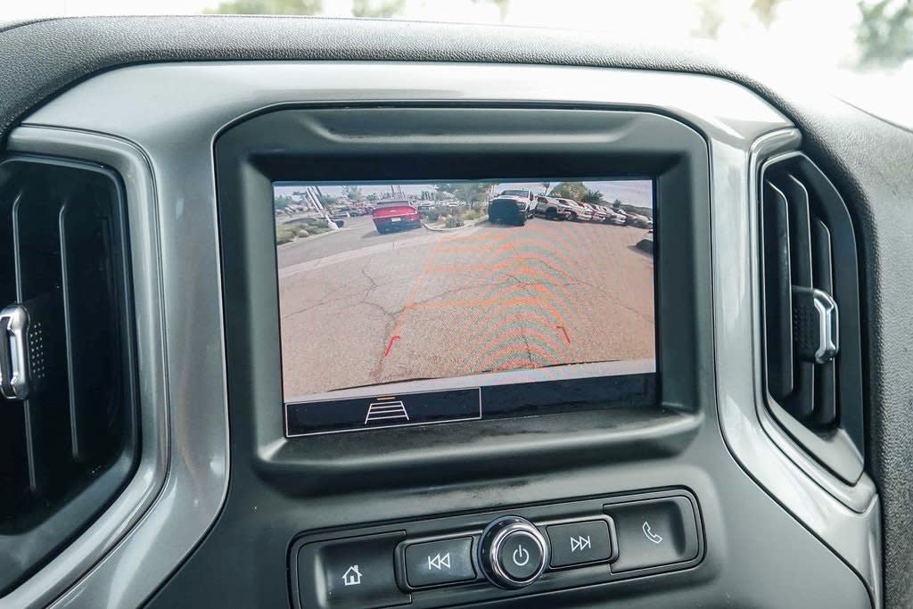 Thumbnail: 2024 Chevrolet Silverado 1500 - 28