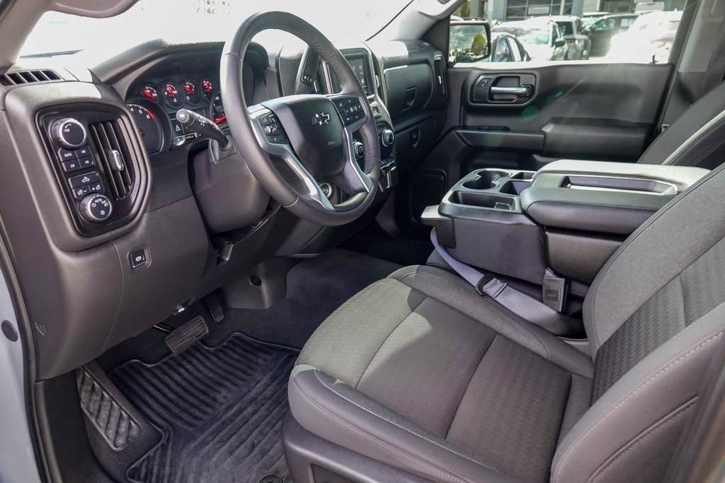 Thumbnail: 2024 Chevrolet Silverado 1500 - 12