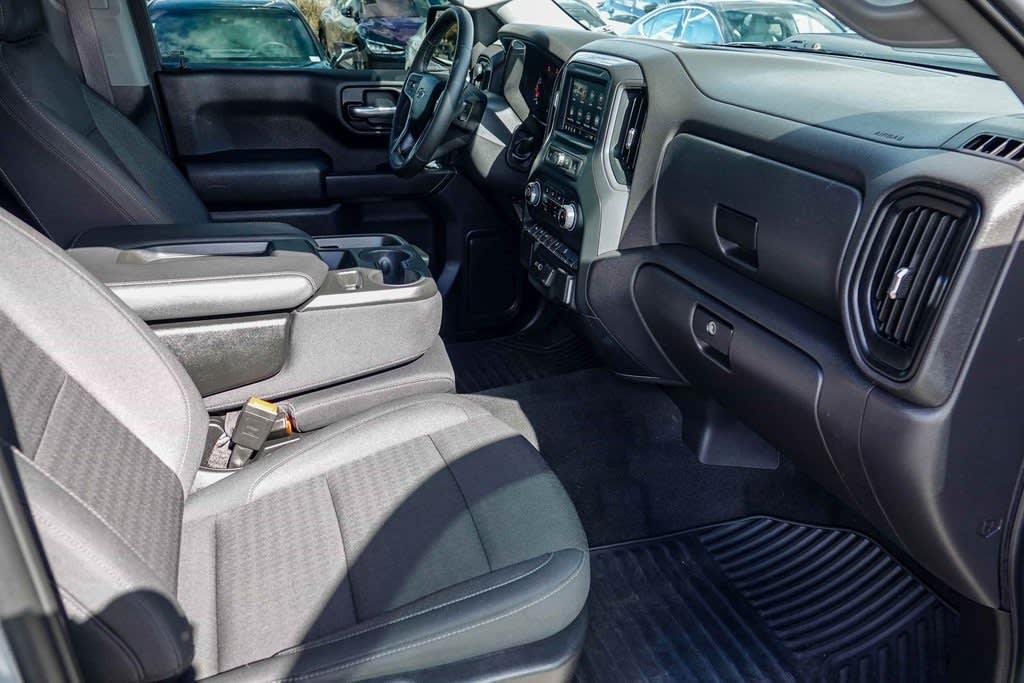 Thumbnail: 2024 Chevrolet Silverado 1500 - 11