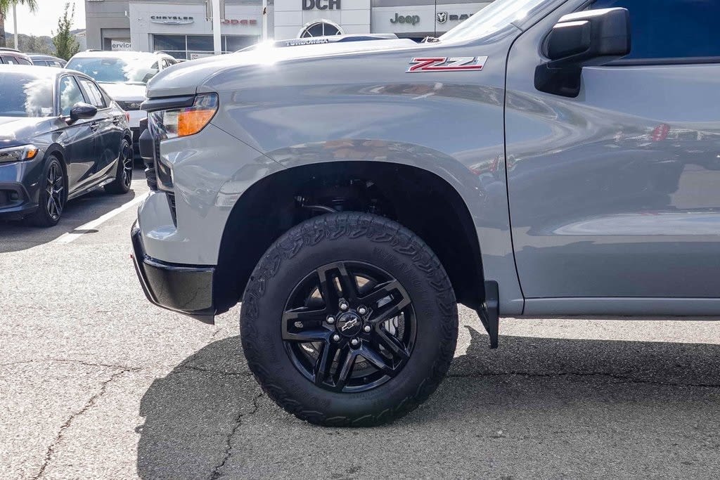 Thumbnail: 2024 Chevrolet Silverado 1500 - 6