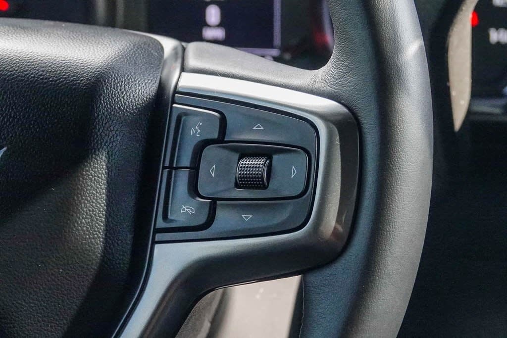 Thumbnail: 2024 Chevrolet Silverado 1500 - 24