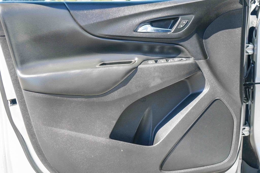 Thumbnail: 2020 Chevrolet Equinox - 23