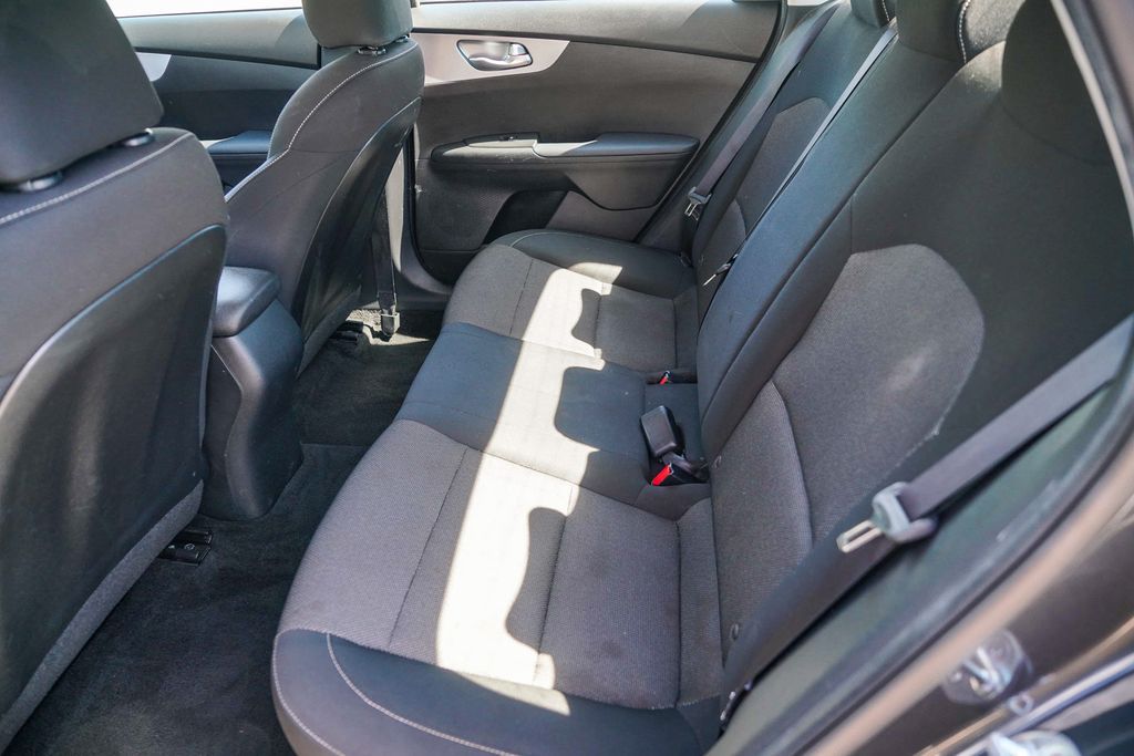 Thumbnail: 2023 Kia Forte - 11
