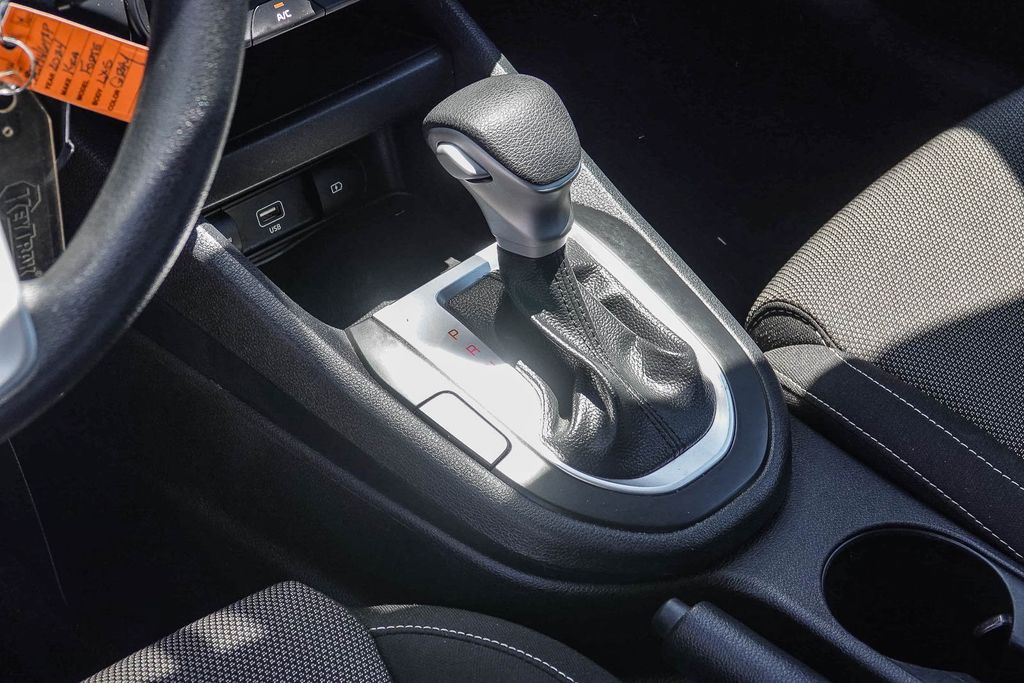 Thumbnail: 2024 Kia Forte - 13