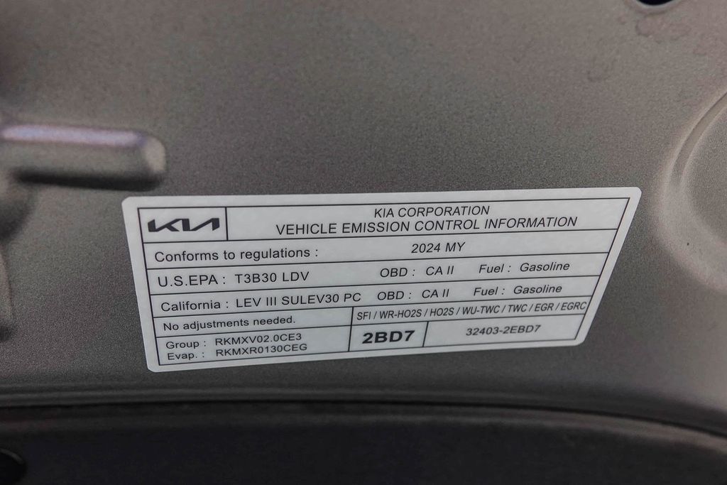 Thumbnail: 2024 Kia Forte - 16