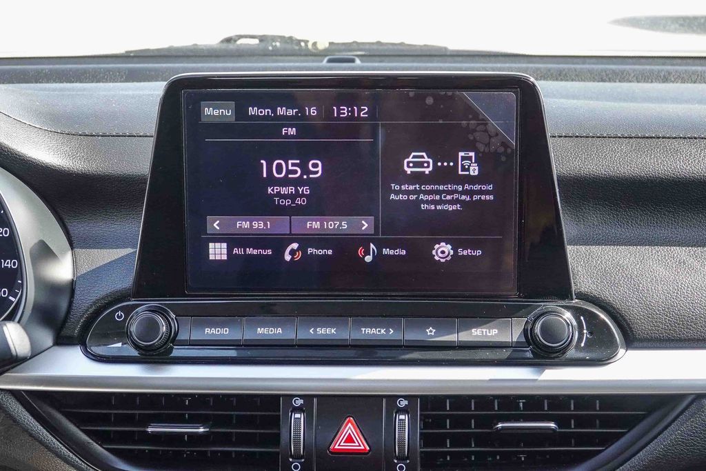 Thumbnail: 2024 Kia Forte - 22