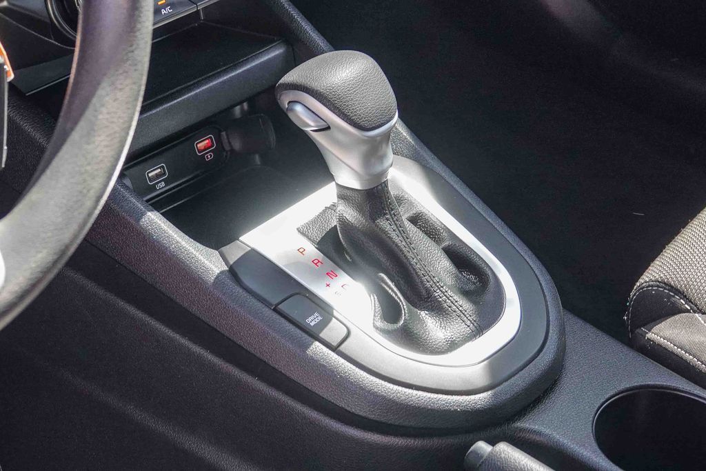 Thumbnail: 2024 Kia Forte - 13