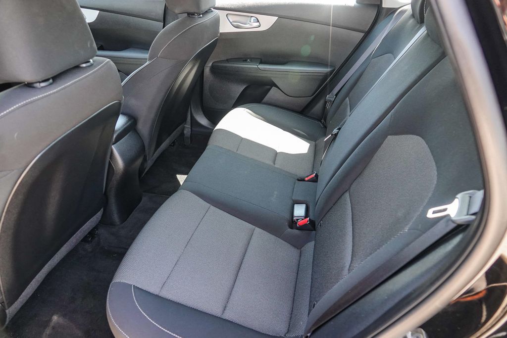 Thumbnail: 2023 Kia Forte - 11