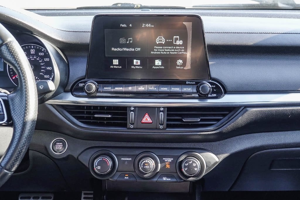 Thumbnail: 2021 Kia Forte - 11