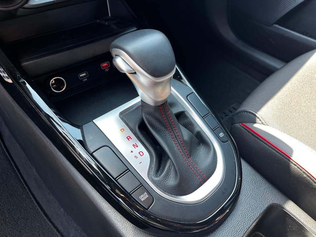 Thumbnail: 2022 Kia Forte - 13
