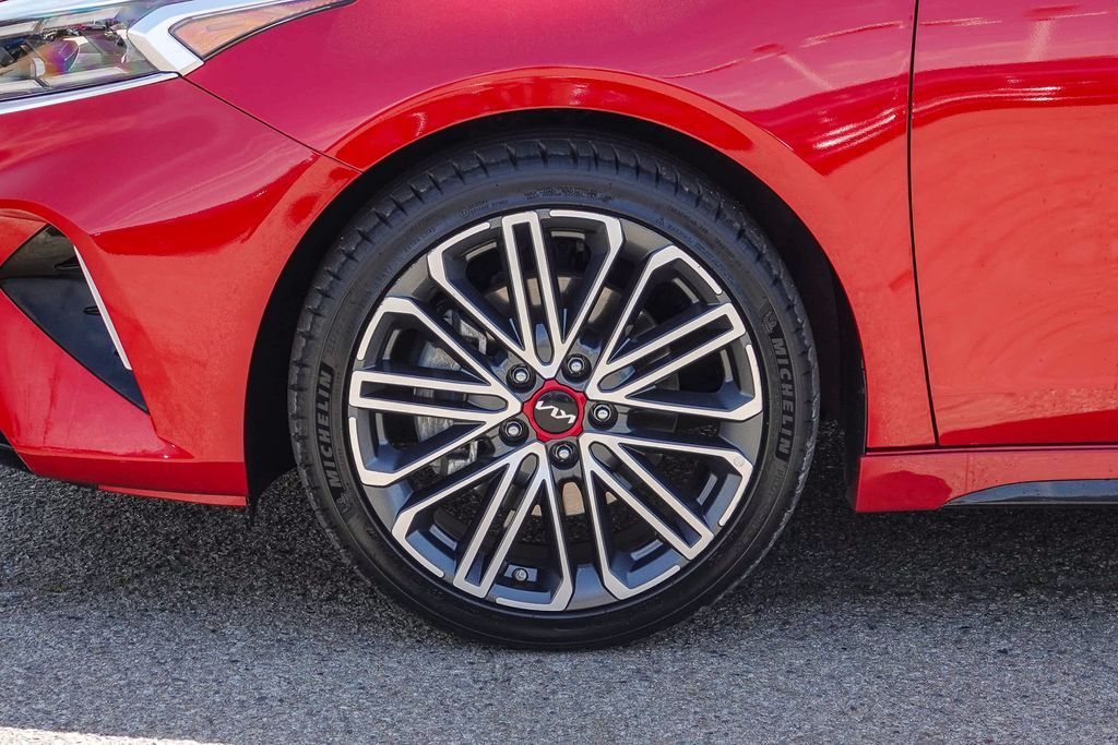Thumbnail: 2024 Kia Forte - 21