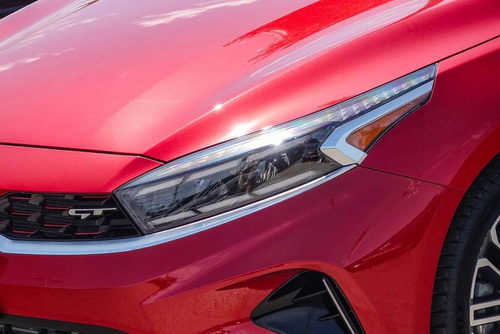 Thumbnail: 2024 Kia Forte - 20