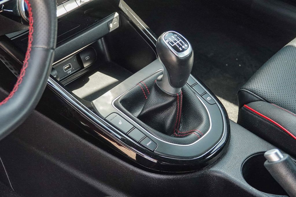 Thumbnail: 2024 Kia Forte - 12