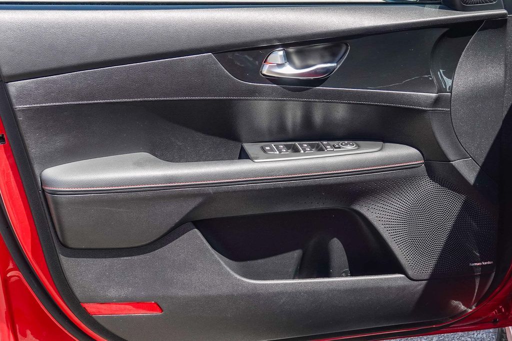 Thumbnail: 2024 Kia Forte - 23