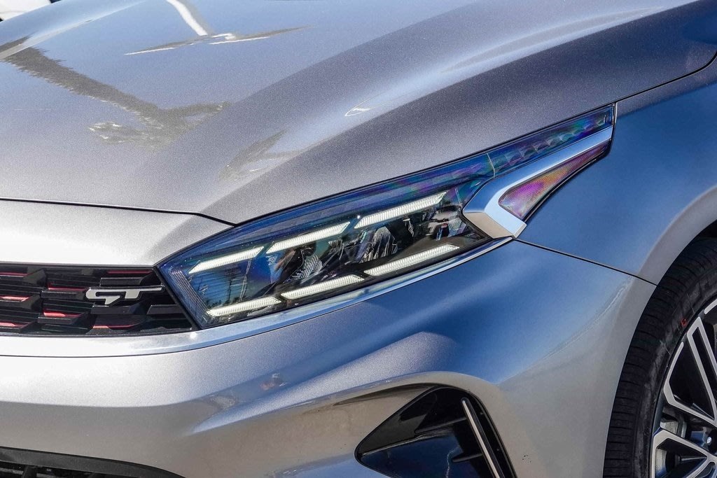 Thumbnail: 2024 Kia Forte - 20