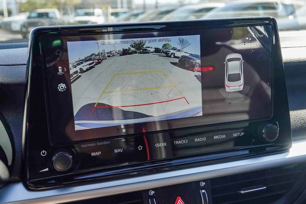 Thumbnail: 2024 Kia Forte - 27