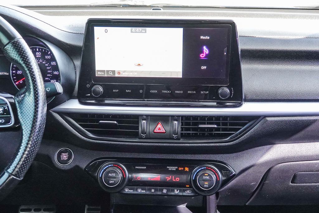Thumbnail: 2023 Kia Forte - 13