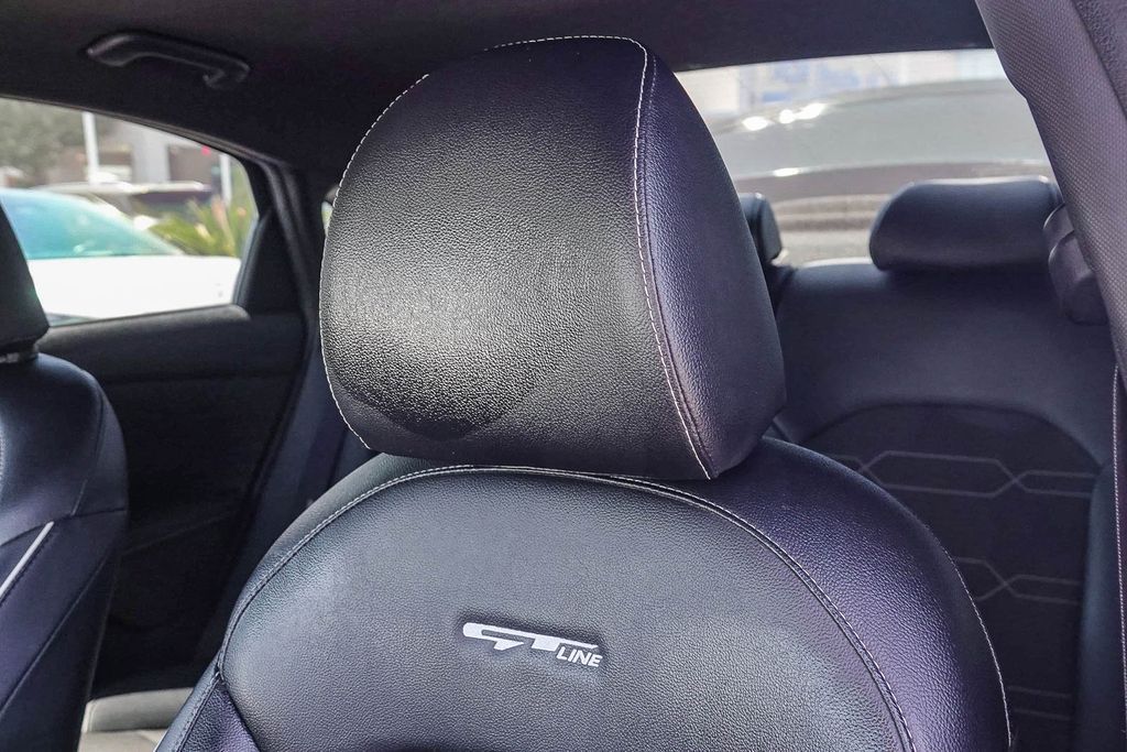 Thumbnail: 2023 Kia Forte - 26