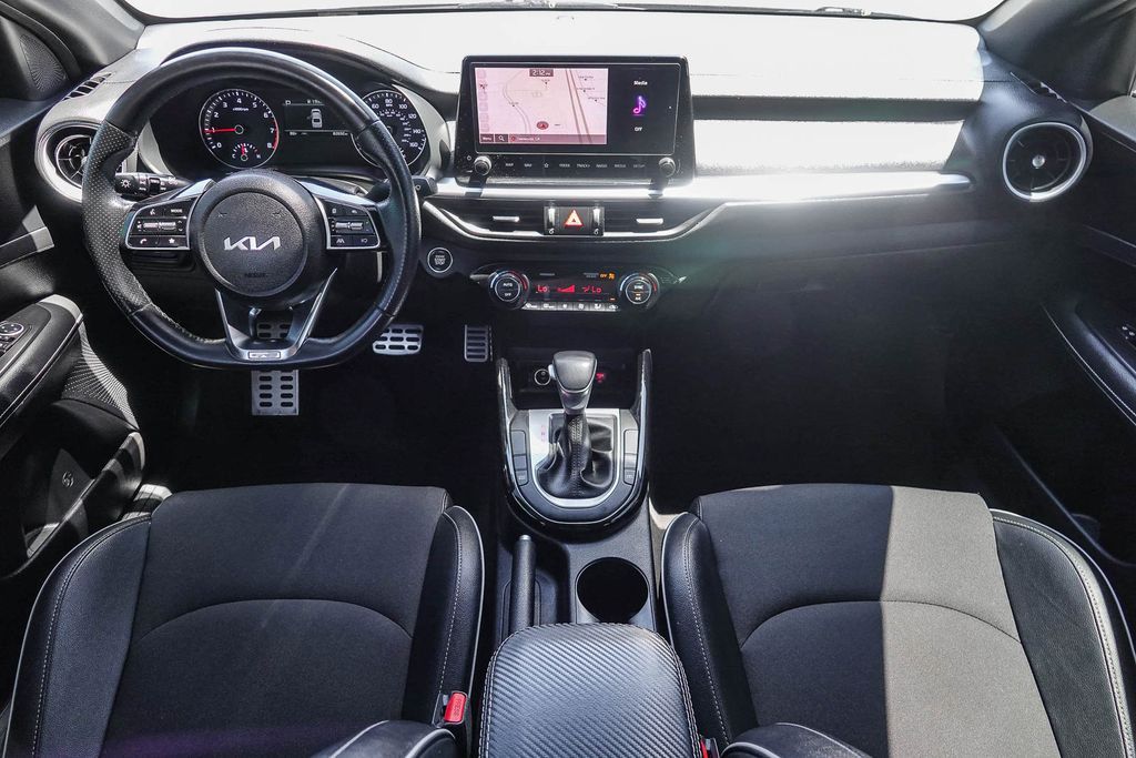 Thumbnail: 2023 Kia Forte - 2